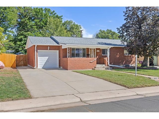 3064 S Zurich Ct, Denver, CO 80236