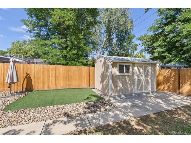 3064 S Zurich Ct, Denver, CO 80236