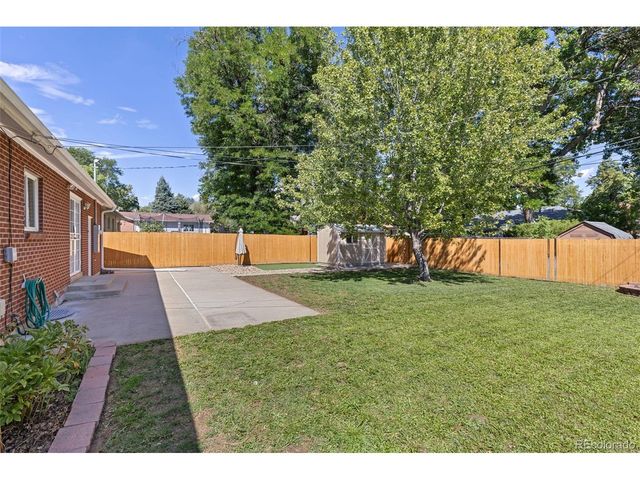 3064 S Zurich Ct, Denver, CO 80236