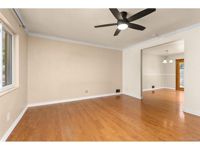 3064 S Zurich Ct, Denver, CO 80236