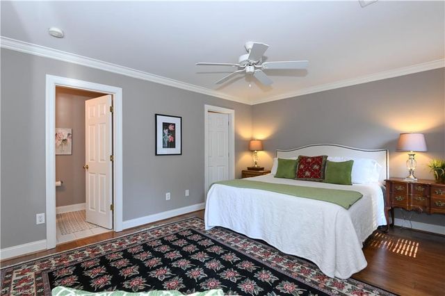 18 Heathrow Court, Greensboro, NC 27410