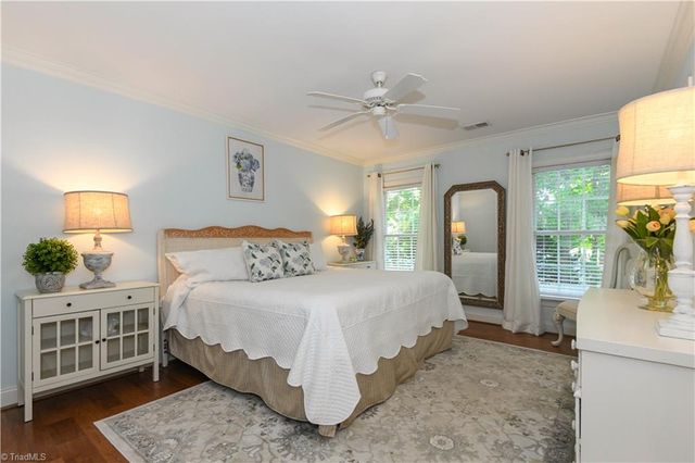 18 Heathrow Court, Greensboro, NC 27410