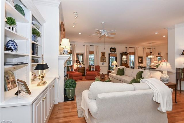18 Heathrow Court, Greensboro, NC 27410