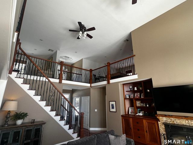 44 Old Country Road, Oxford, CT 06478