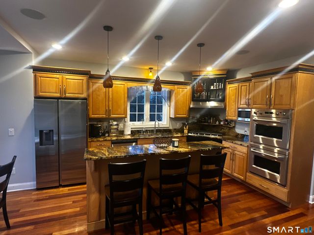 44 Old Country Road, Oxford, CT 06478