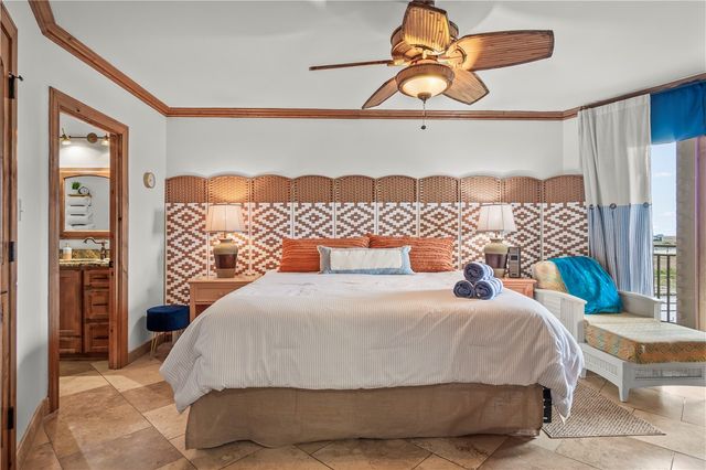 6649 Seacomber Dr 304, Port Aransas, TX 78373