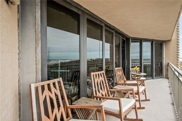 6649 Seacomber Dr 304, Port Aransas, TX 78373