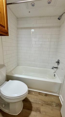 1311 Antoine Drive 122, Houston, TX 77055