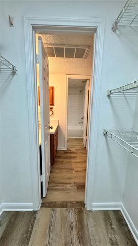1311 Antoine Drive 122, Houston, TX 77055