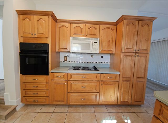 745 Schumann Drive, Sebastian, FL 32958