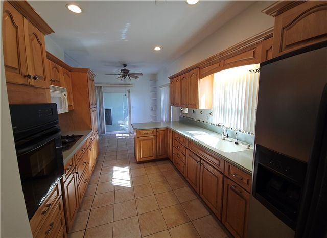 745 Schumann Drive, Sebastian, FL 32958