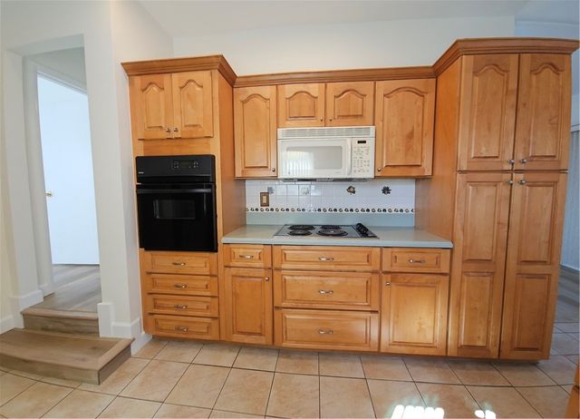 745 Schumann Drive, Sebastian, FL 32958