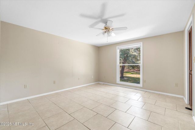 343 LAKE COMO Drive, Pomona Park, FL 32181