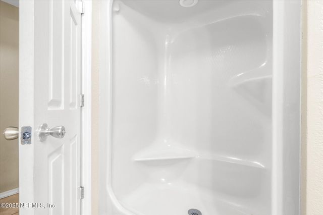 343 LAKE COMO Drive, Pomona Park, FL 32181