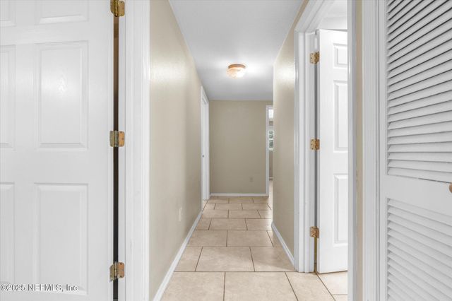 343 LAKE COMO Drive, Pomona Park, FL 32181