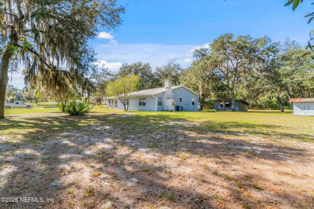 343 LAKE COMO Drive, Pomona Park, FL 32181