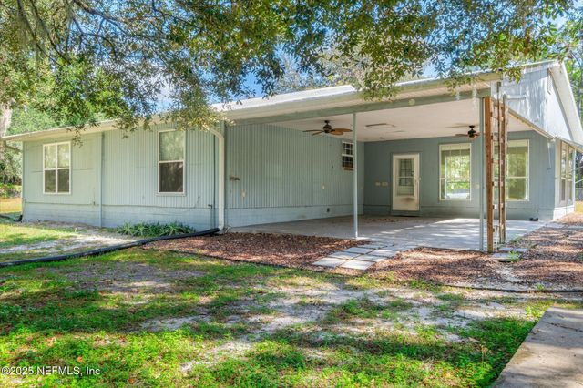 343 LAKE COMO Drive, Pomona Park, FL 32181