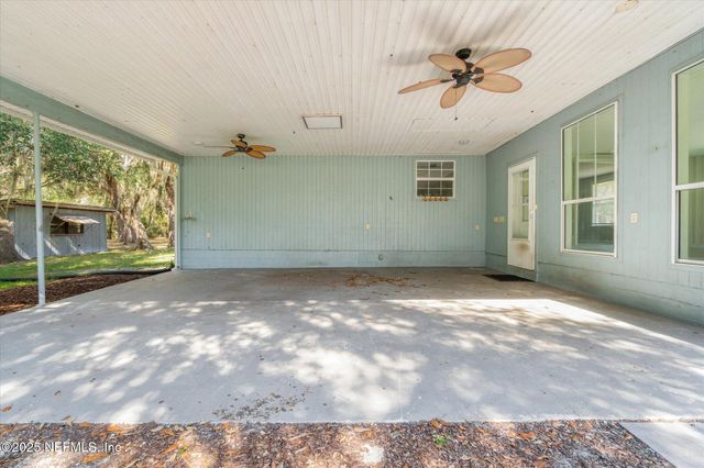 343 LAKE COMO Drive, Pomona Park, FL 32181