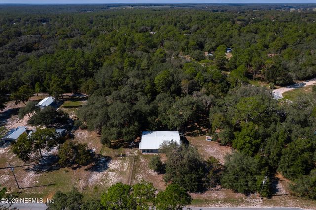 343 LAKE COMO Drive, Pomona Park, FL 32181