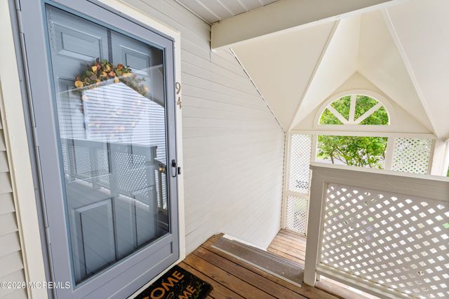 94 Briarwood Court, Howell, NJ 07731