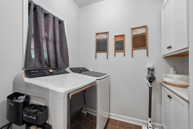 1031 Caballo Trl, Gallatin, TN 37066