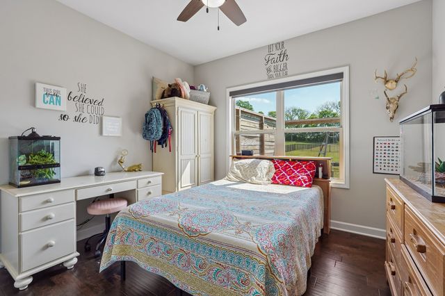 1031 Caballo Trl, Gallatin, TN 37066