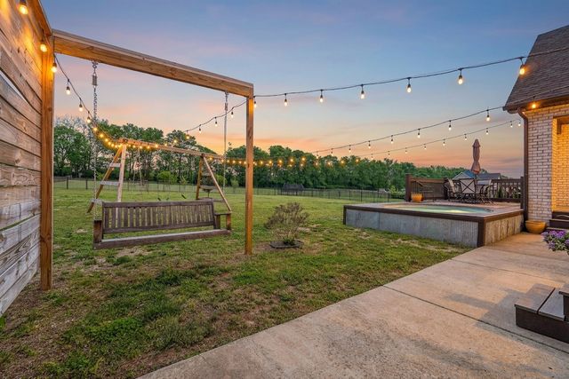 1031 Caballo Trl, Gallatin, TN 37066