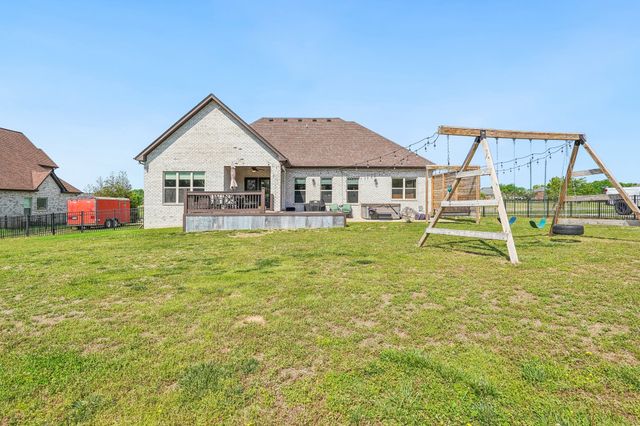 1031 Caballo Trl, Gallatin, TN 37066