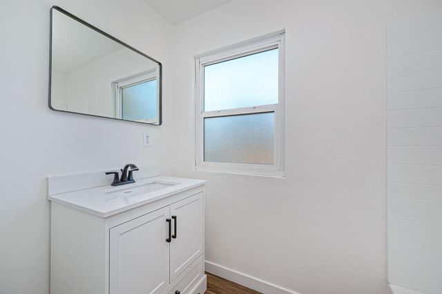 1132 Amberwood, Sacramento, CA 95864