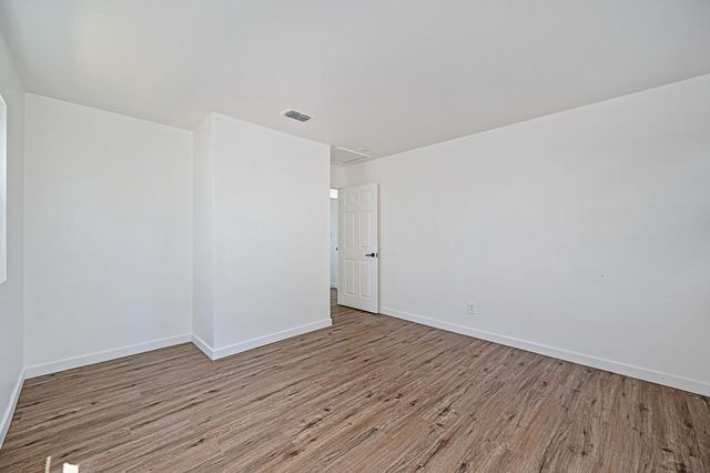 1132 Amberwood, Sacramento, CA 95864