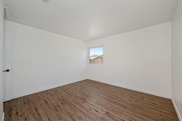 1132 Amberwood, Sacramento, CA 95864