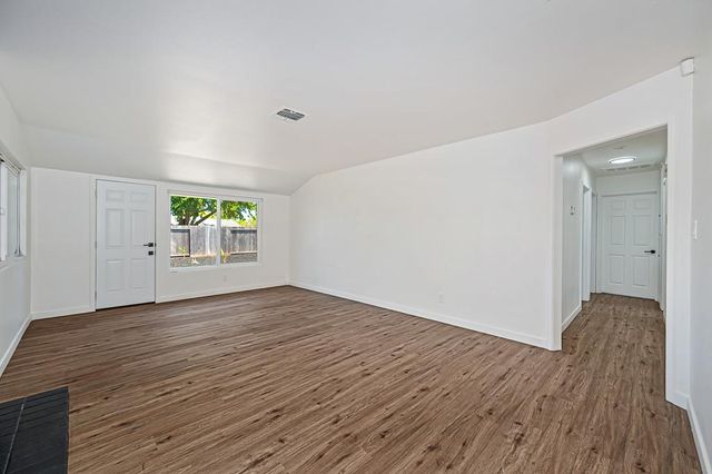 1132 Amberwood, Sacramento, CA 95864