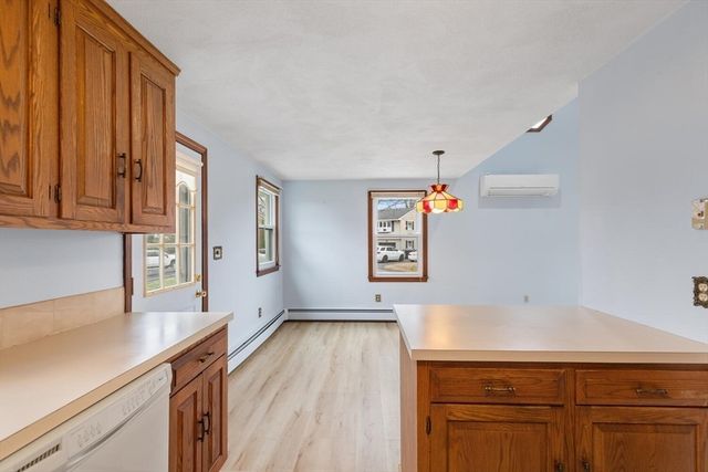 35 Ravenna Avenue, Salem, MA 01970