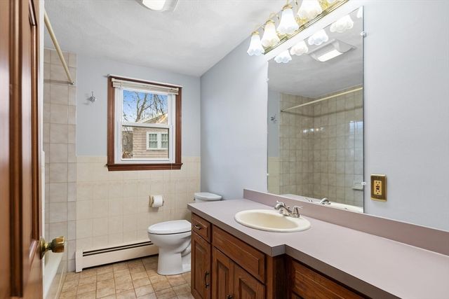 35 Ravenna Avenue, Salem, MA 01970