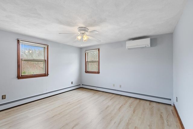 35 Ravenna Avenue, Salem, MA 01970