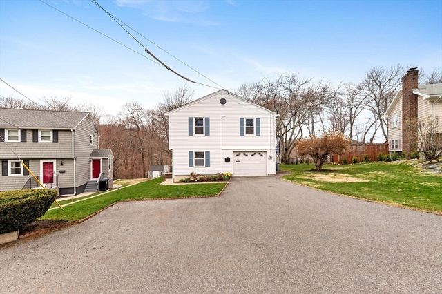 35 Ravenna Avenue, Salem, MA 01970