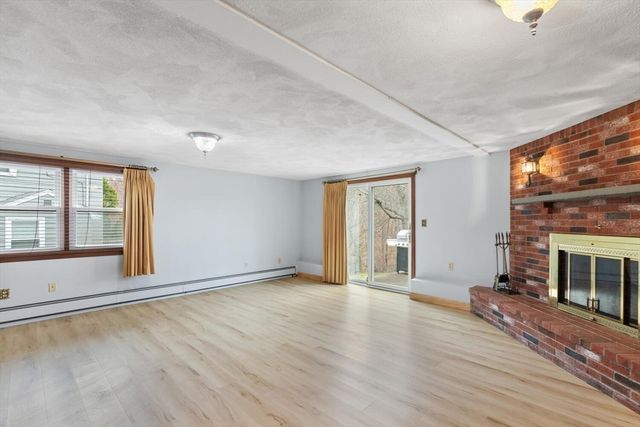 35 Ravenna Avenue, Salem, MA 01970