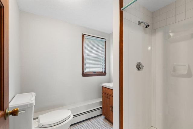 35 Ravenna Avenue, Salem, MA 01970