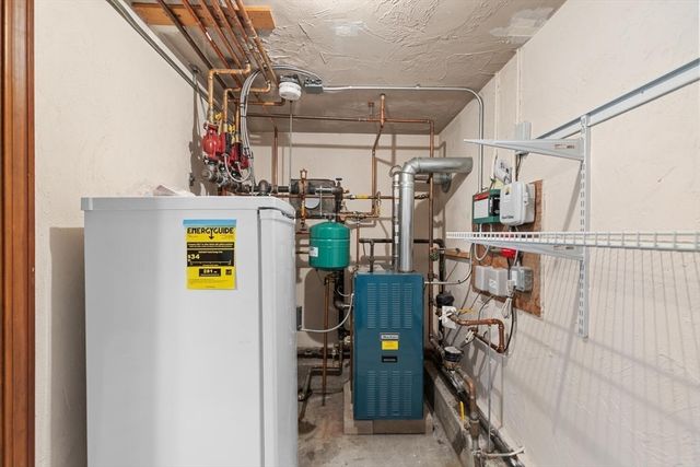 35 Ravenna Avenue, Salem, MA 01970