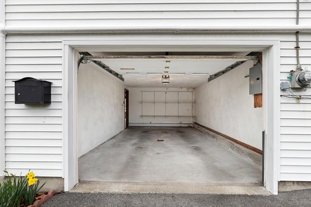 35 Ravenna Avenue, Salem, MA 01970