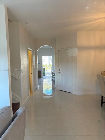 22453 SW 88th Path 22453, Cutler Bay, FL 33190