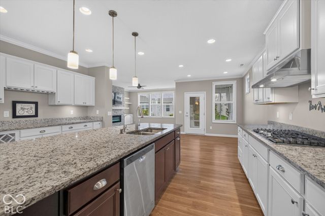 16098 Tuscany Court, Fishers, IN 46037