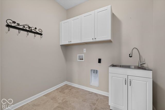 16098 Tuscany Court, Fishers, IN 46037