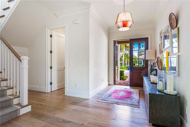 221 Palm Island Lane, Vero Beach, FL 32963