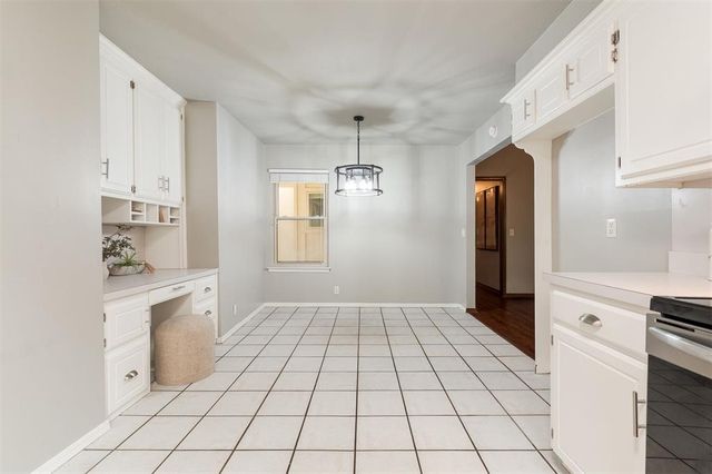 320 Elwood Drive, Edmond, OK 73013