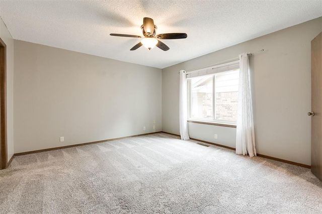320 Elwood Drive, Edmond, OK 73013