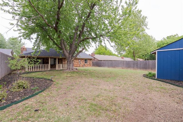 320 Elwood Drive, Edmond, OK 73013