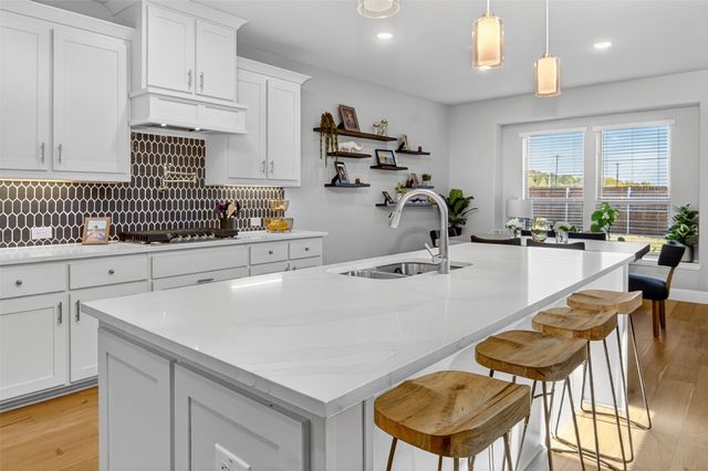 16938 Tussock Avenue, Justin, TX 76247