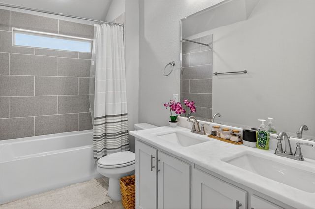 16938 Tussock Avenue, Justin, TX 76247