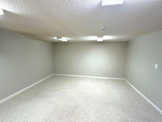 1999 Jasper Lane, 24A, Hilliard, OH 43026